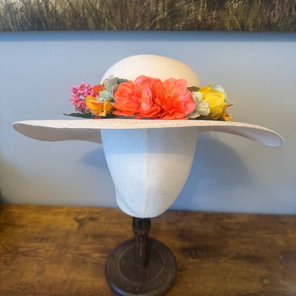 Cappelli Wide Brim Floral Hat White Derby Church Easter Garden Party